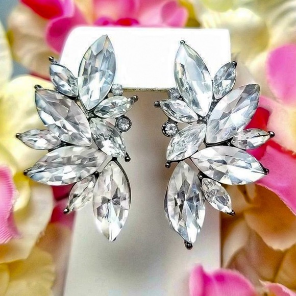 Crystal Cluster Prom Bridal Stud Earrings - Picture 5 of 7